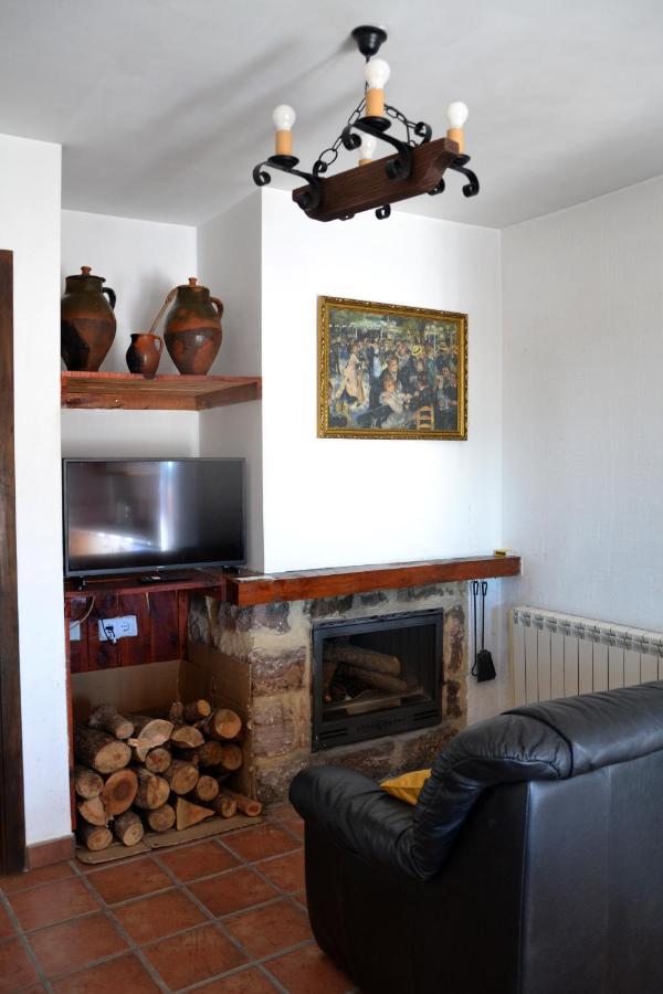 Apartamentos La Sierra Villalba de la Sierra Εξωτερικό φωτογραφία